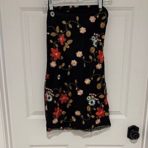 Floral Embroidered Black sleeveless dress
